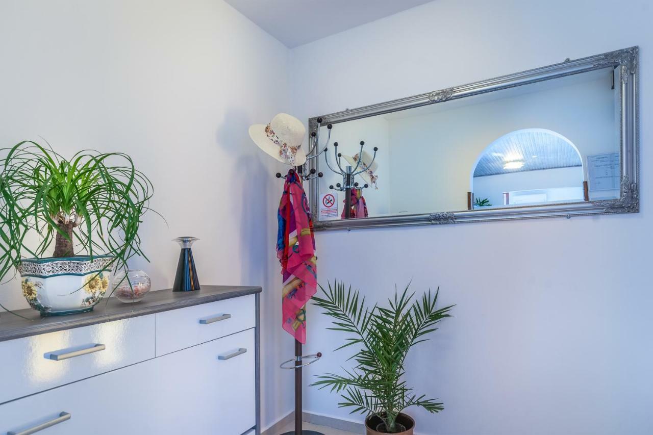 Apartman Gloria Opatija Buitenkant foto