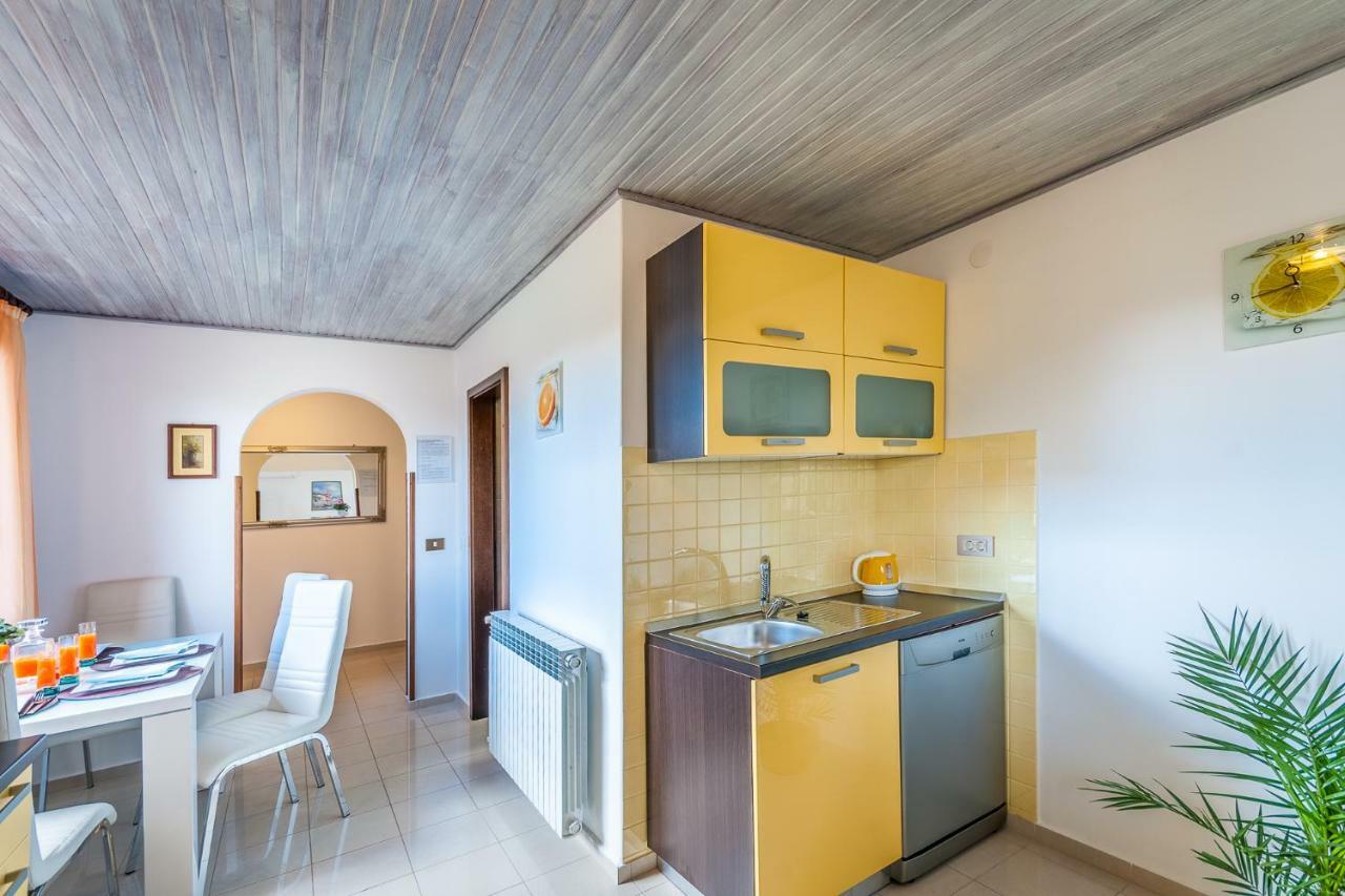 Apartman Gloria Opatija Buitenkant foto